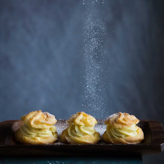 Choux pastry cream puffs