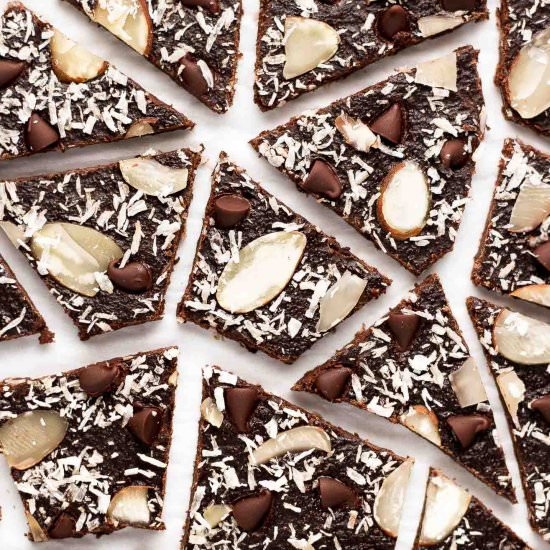 Healthy Almond Joy Brownie Bark