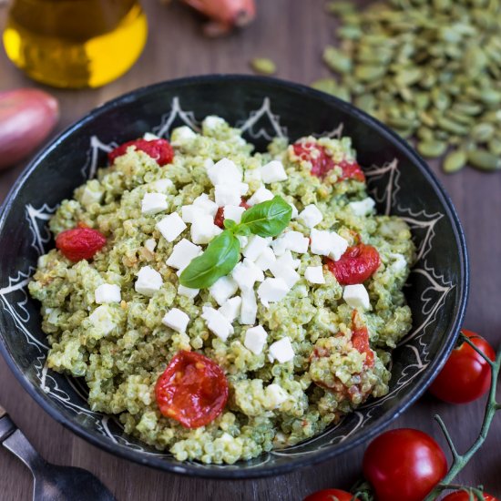 Quinoa and feta salad with pesto