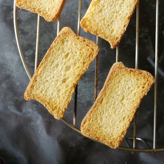 Milk rusk or bread rusk