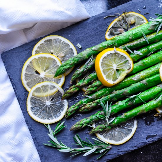 Asparagus with rosemary and lemon