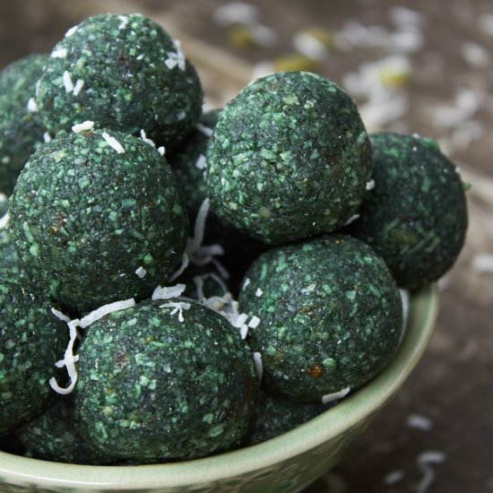 Pepita, Date and Spirulina Balls