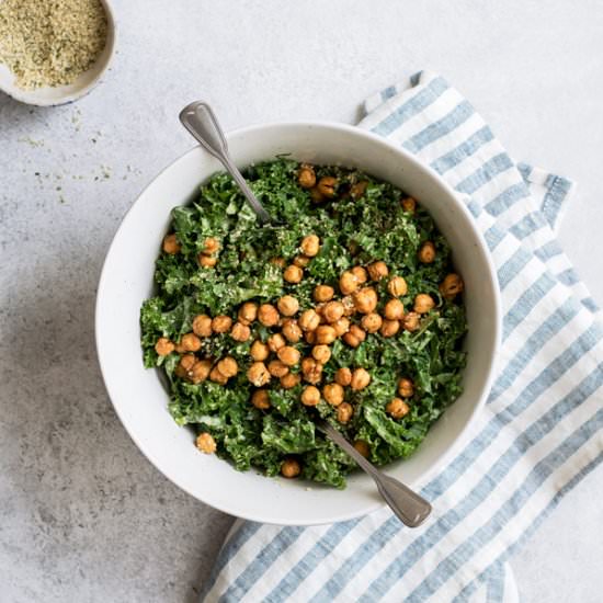 Kale Caesar salad+crispy chickpeas