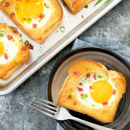 Sheet Pan Egg in Hole