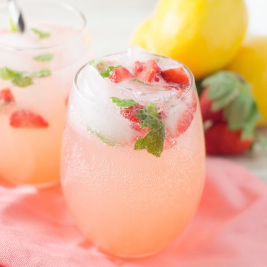 Strawberry Mint Lemonade Recipe