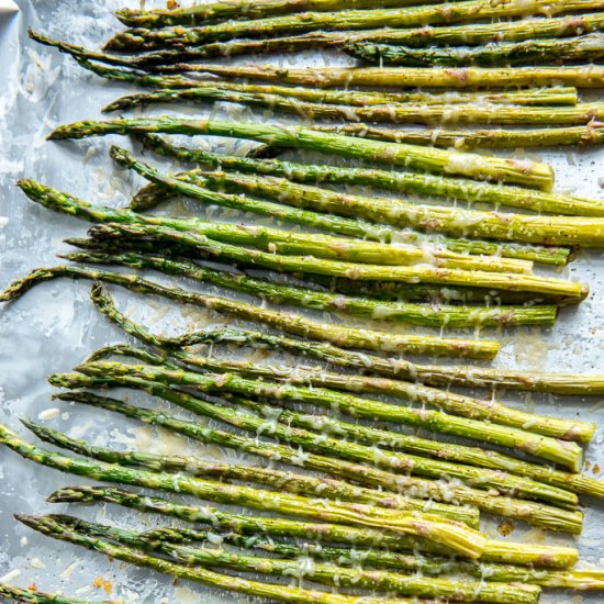 Roasted Garlic Parmesan Asparagus