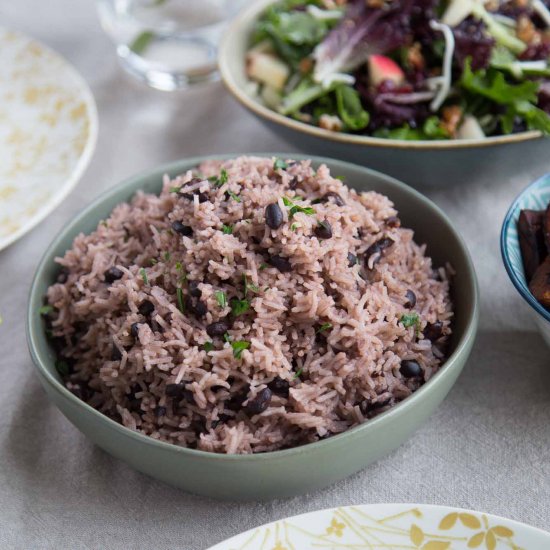 Arroz Moro (Black Beans & Rice)