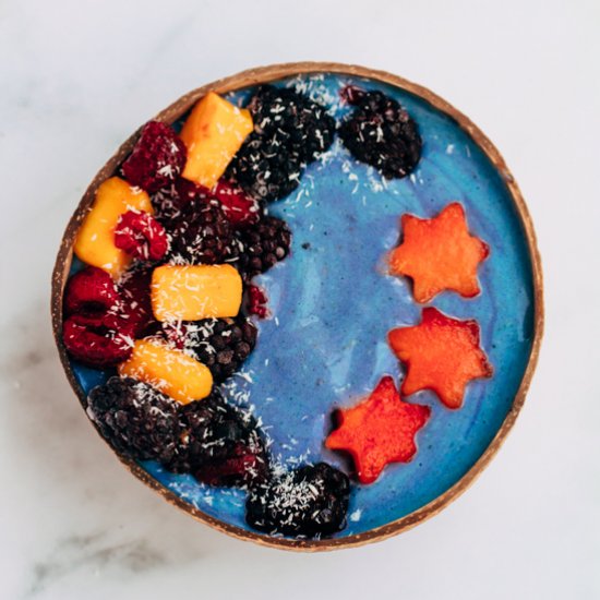 Vegan Breakfast Blue Smoothie Bowl