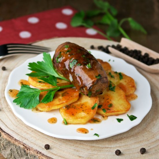 Beef roll ups with gravy