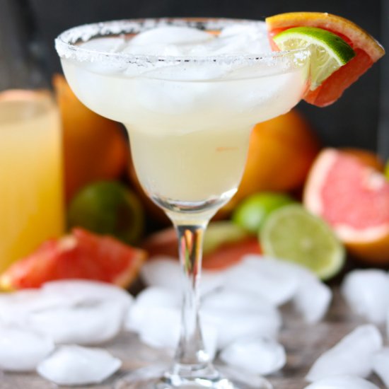 Best Ever Grapefruit Margarita