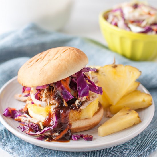 Instant Pot Pulled Pork Sandwich