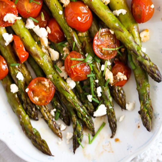 Roasted Asparagus with Tomatoes