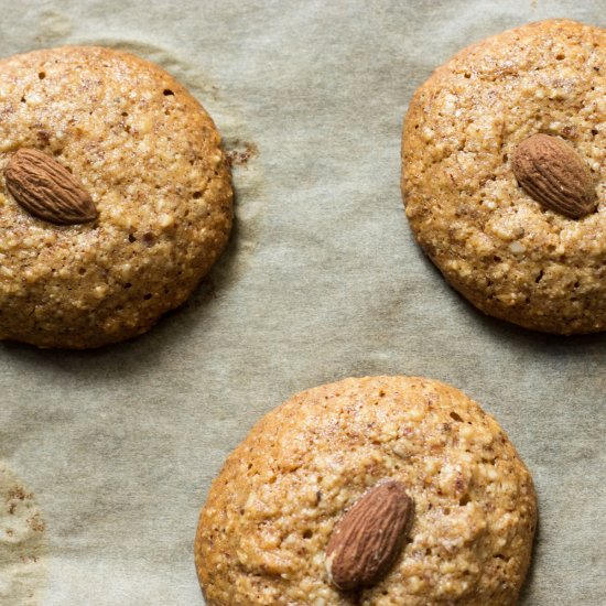 Chewy Almond Macaroons