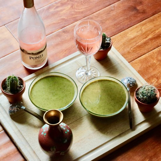 Kale, Broccoli, & White Bean Soup