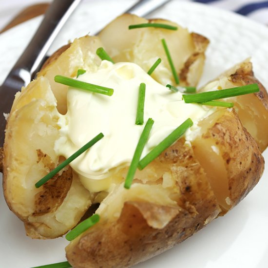 Slow Cooker Jacket Potatoes