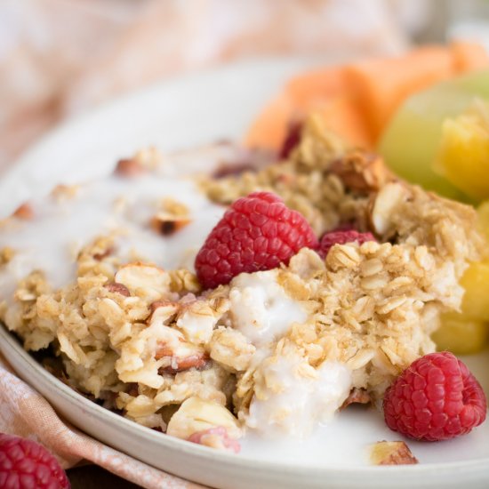 Raspberry Almond Baked Oatmeal