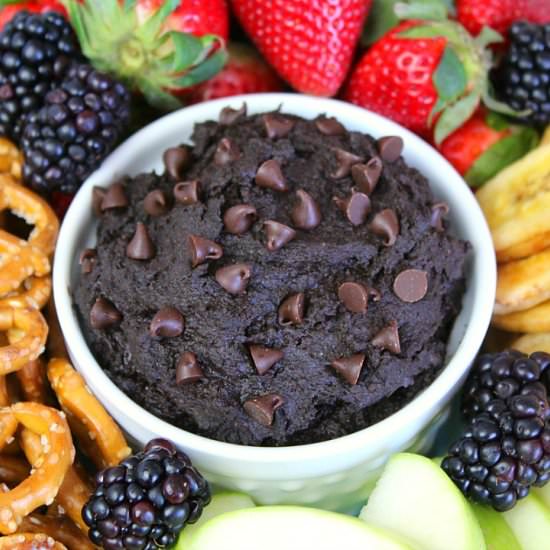 Clean Eating Brownie Batter Hummus