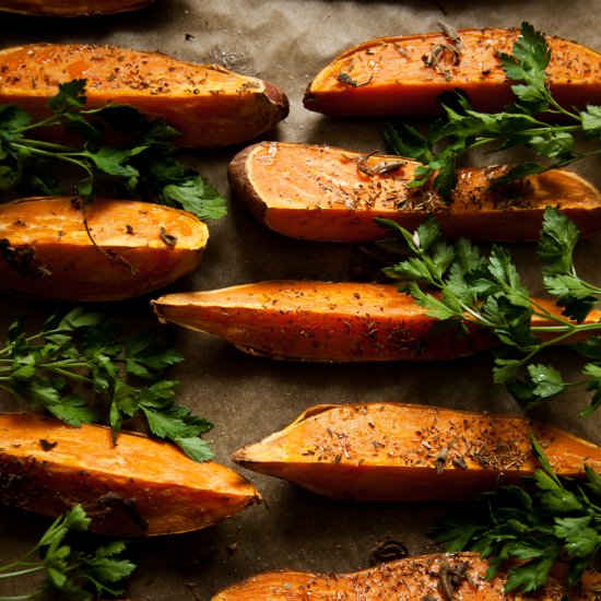 Roasted sweet potatoes with sage