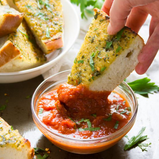 Vegan Roasted Garlic Bread