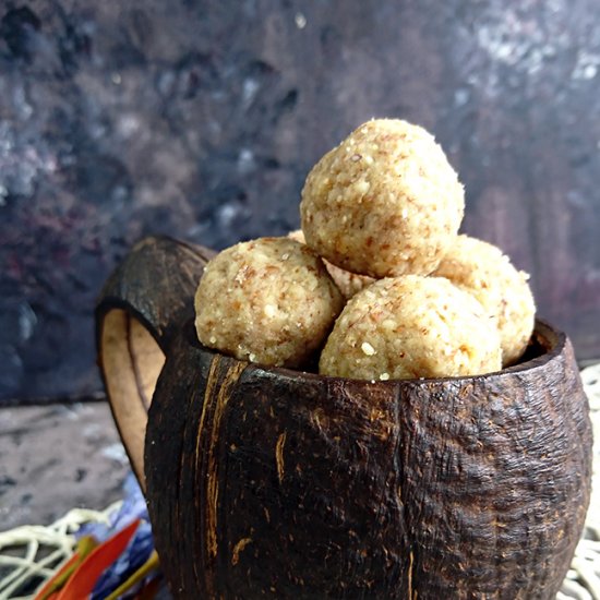 Almond Walnut Energy Bites