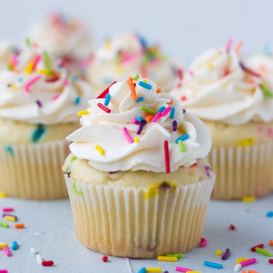 Funfetti Vegan Cupcakes