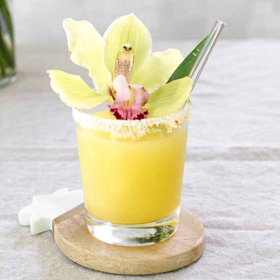 Pineapple Kalamansi Margarita