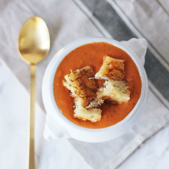 Crab Grilled Cheese & Tomato Bisque