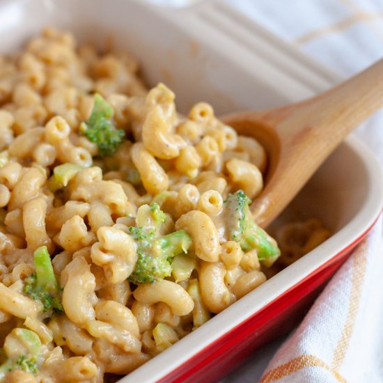 Creamy Vegan Macaroni and Cheese