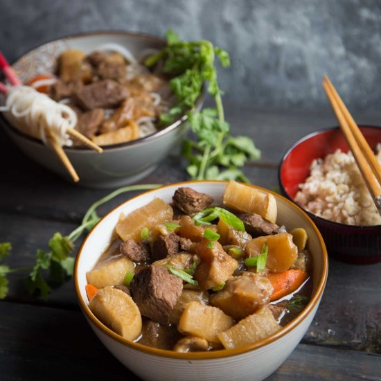 Beef stew with tendon and daikon