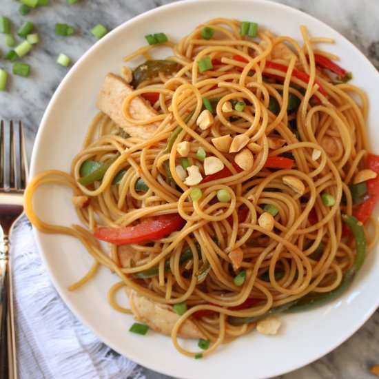 Easy chicken lo mein