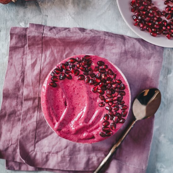 PINK RAW BEET STRAWBERRY SMOOTHE BO