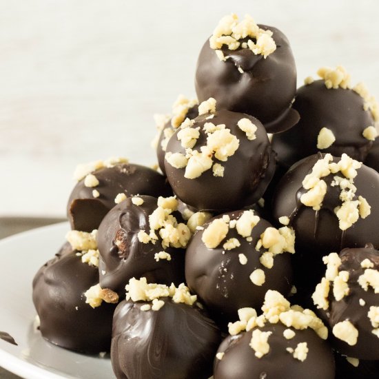 No-Bake Peanut Butter Truffles