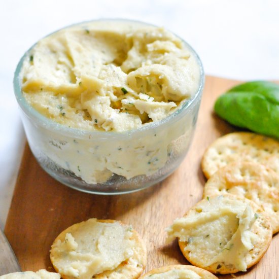 Vegan herbed cashew cream cheese