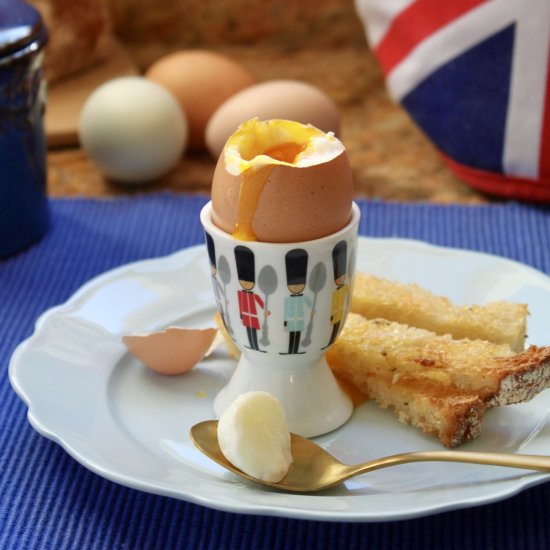 soft boiled eggs and soldiers