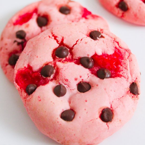 Strawberry chocolate chip cookies