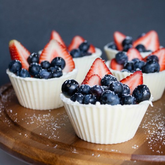 Berry White Chocolate Cups