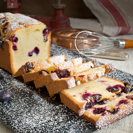 BLUEBERRY PLUM CAKE