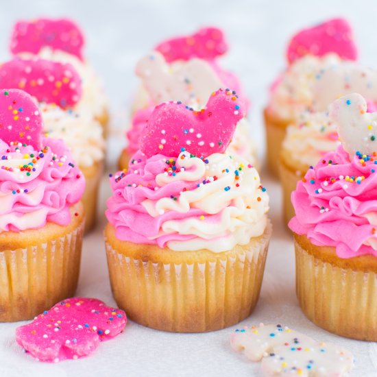 Circus Animal Cookie Cupcakes