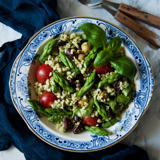 Bulgur salad with asparagus