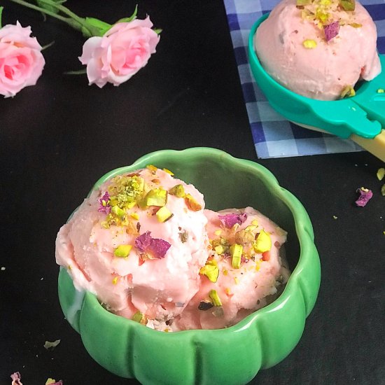 Rose & Pistachio Ice Cream