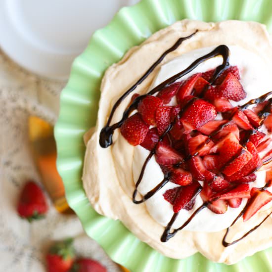 Pavlova with Strawberries