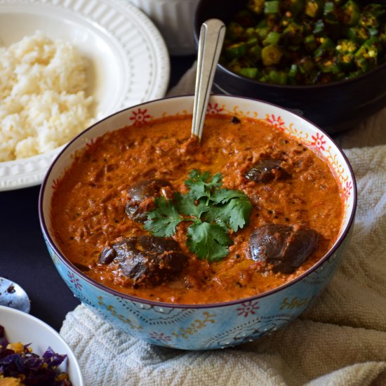 Gutti vankaya kura/stuffed eggplant