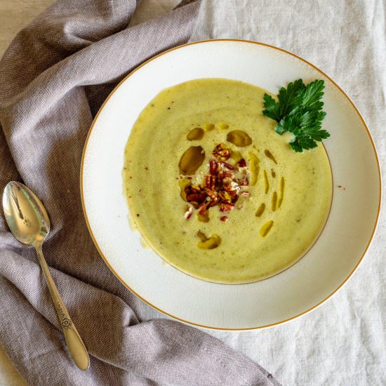 Chilled Zucchini Curry Soup