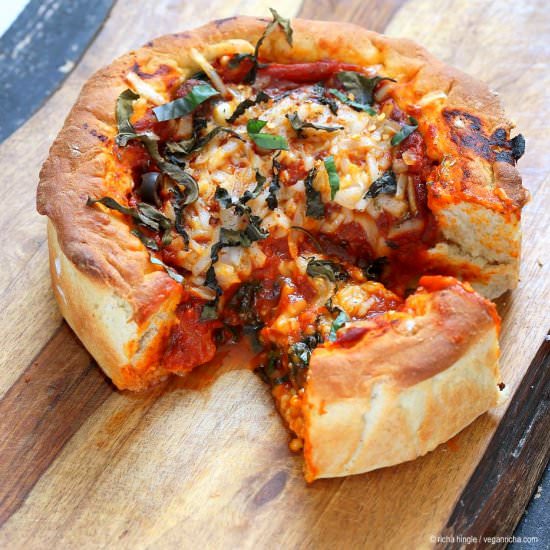 vegan deep dish pizza