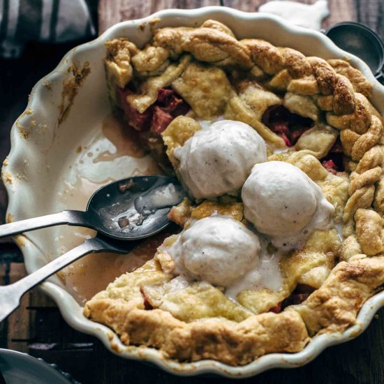 RHUBARB PIE FROM SCRATCH