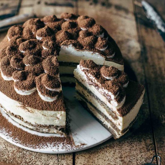 TIRAMISU CAKE