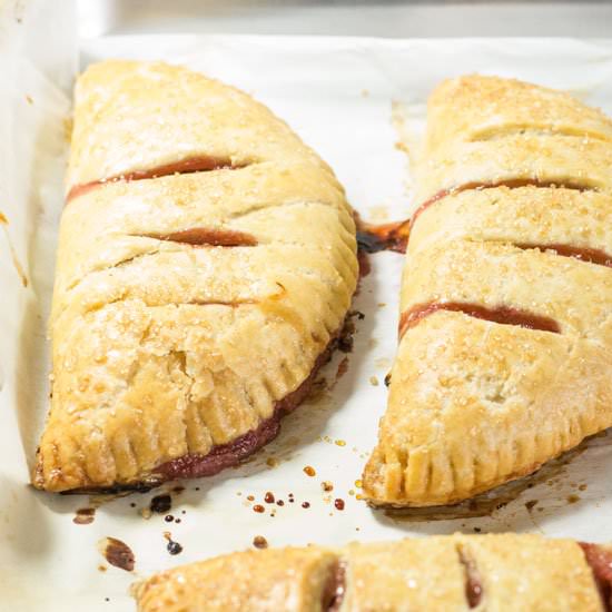 Easy Rhubarb Hand Pies