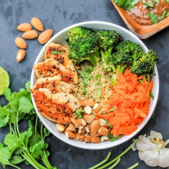 Quinoa Chicken Bowls