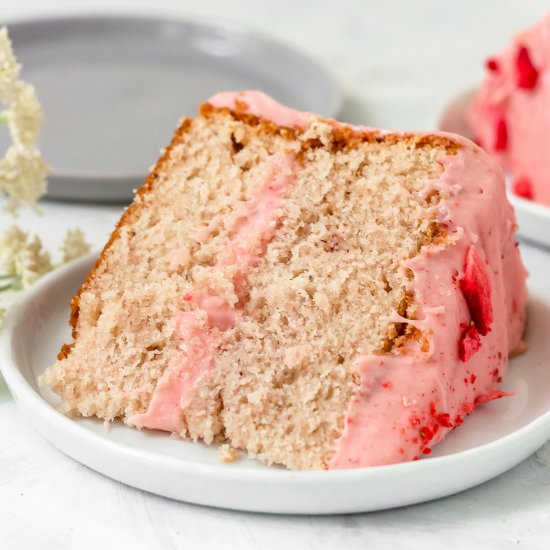 Homemade Fresh Strawberry Cake