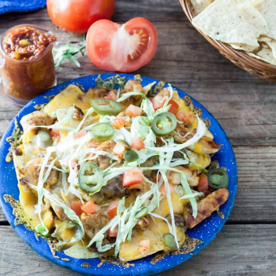 CHICKEN NACHOS